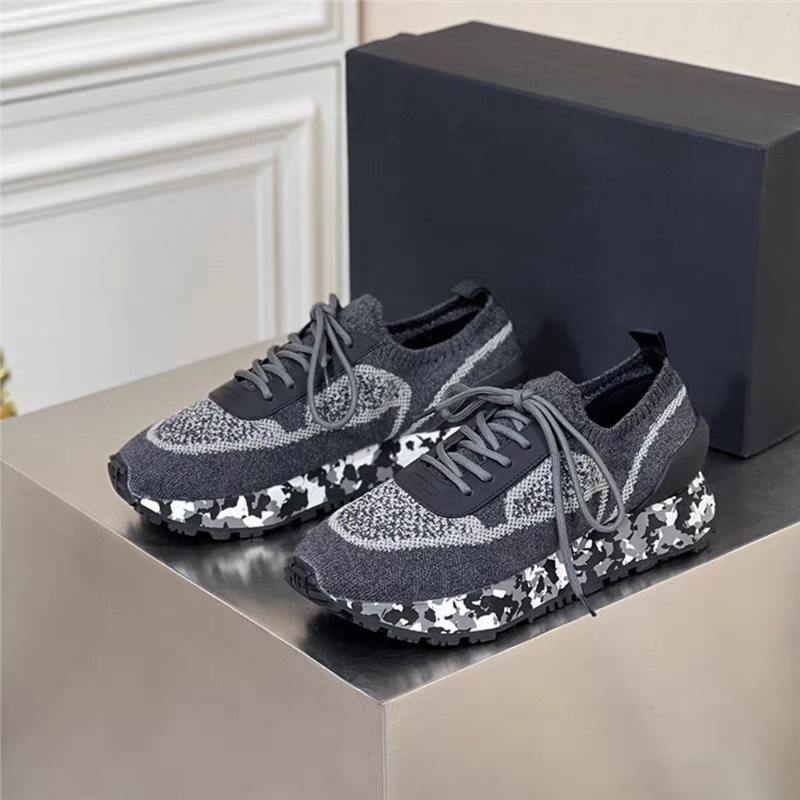 One size larger French light luxury, high-quality, versatile, ultra light casual shoes, comfortable, breathable, lightweight sports men's shoes One size larger French light luxury, high-quality, versatile, ultra light casual shoes, comfortable, breathable, lightweight sports men's shoes