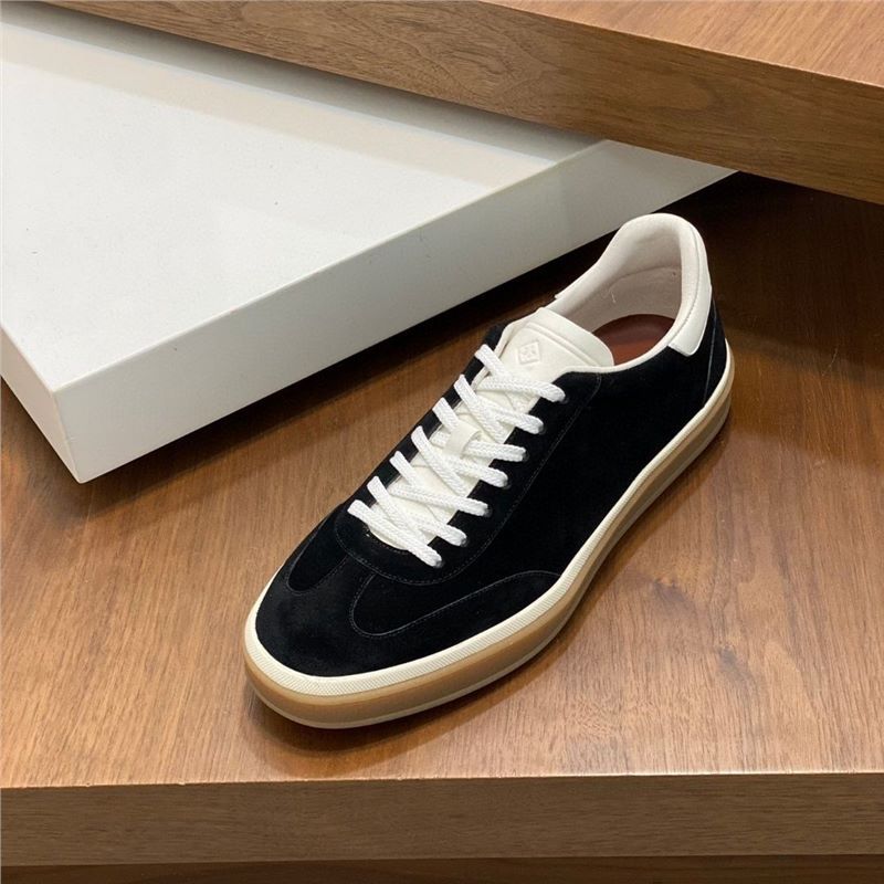 European Station Men's Shoes Casual and Casual Shoes Versatile 2024 New Breathable White Shoes De Xun Sports Leather Board Shoes
