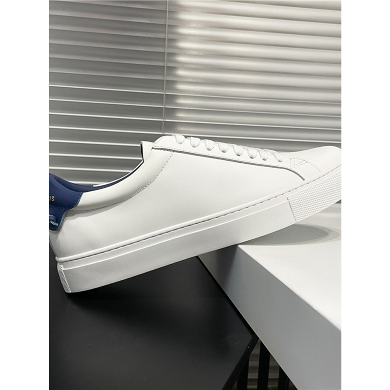2025 European and American new men's shoes Jijia low top white shoes Korean version simple youth versatile casual leather couple shoes