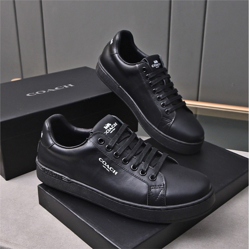 New trendy men's breathable and fashionable board shoes with lace up, simple and versatile sports shoes, casual white shoes for men at the European station