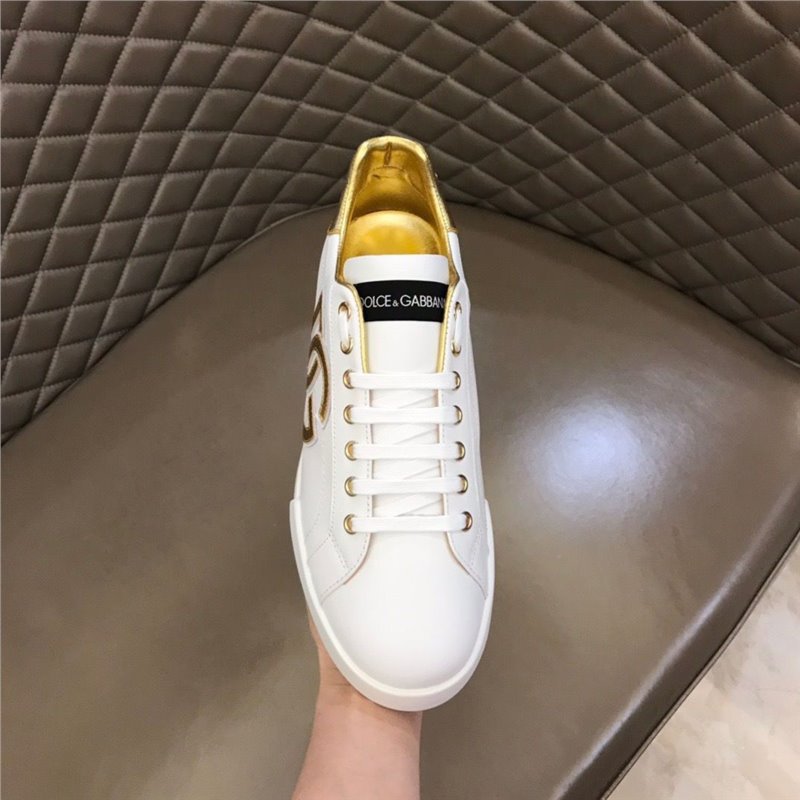 Trendy European Station DG letter genuine leather men's shoes new breathable white shoes lace up fashionable men's sports board shoes Trendy European Station DG letter genuine leather men's shoes new breathable white shoes lace up fashionable men's sports board shoes