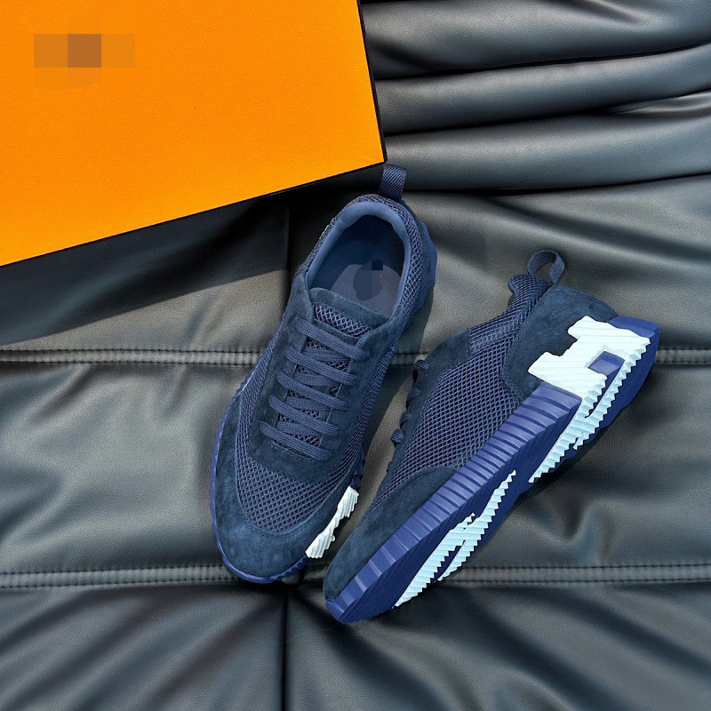 New cowhide patchwork canvas breathable lace up casual board shoes for European station, Guangzhou foreign trade men's shoes New cowhide patchwork canvas breathable lace up casual board shoes for European station, Guangzhou foreign trade men's shoes