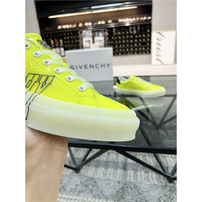 2025 New Jifan Home High end Version Fluorescent Thick soled Fashion White Shoes Men's Shoes Low cut Board Shoes Leather Shoes Casual 2025 New Jifan Home High end Version Fluorescent Thick soled Fashion White Shoes Men's Shoes Low cut Board Shoes Leather Shoes Casual