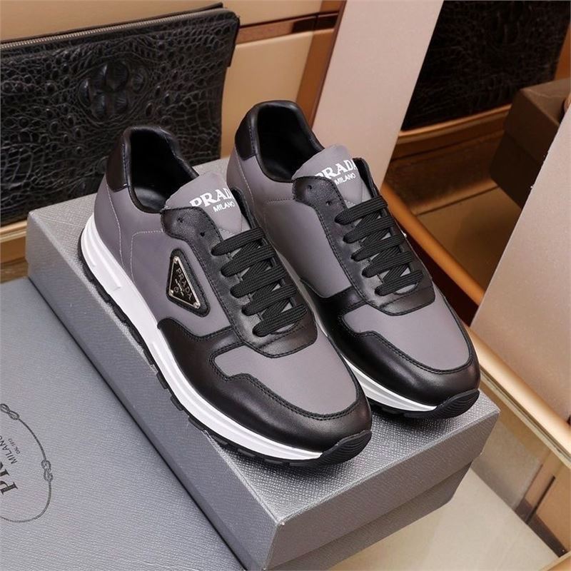 European P's new trendy men's patchwork casual shoes men's shoes sports shoes fashionable and versatile breathable leather running European P's new trendy men's patchwork casual shoes men's shoes sports shoes fashionable and versatile breathable leather running