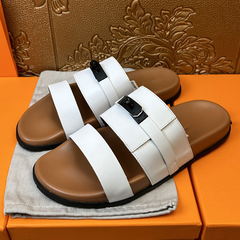 Soft soled slippers for men's summer fashion brand, light luxury leather, breathable outer casual shoes, European station, anti slip, British one-piece mop Soft soled slippers for men's summer fashion brand, light luxury leather, breathable outer casual shoes, European station, anti slip, British one-piece mop