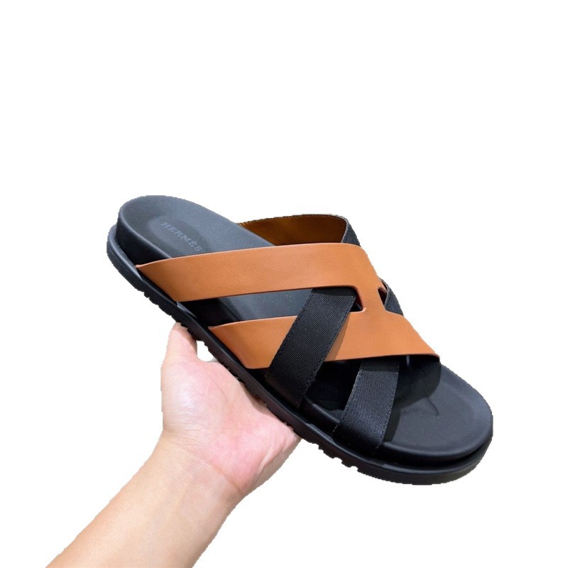 Thick soled slippers for outdoor wear in the summer of 2025, new woven one-piece magic casual flat sandals for foreign trade beach Thick soled slippers for outdoor wear in the summer of 2025, new woven one-piece magic casual flat sandals for foreign trade beach
