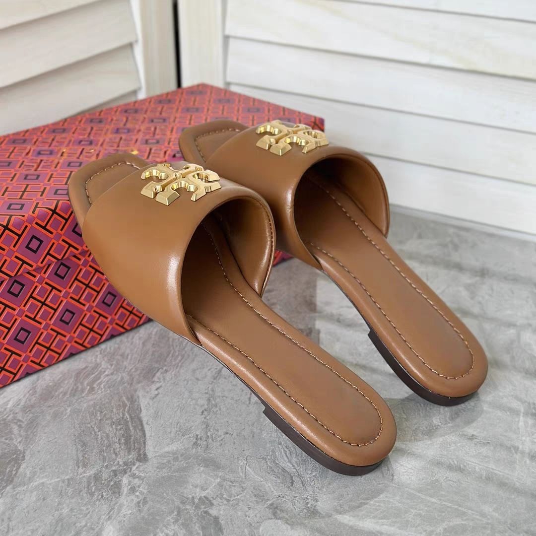 Hot selling source of foreign trade: One piece dropshipping, European and American TB flat slippers, runway show, ladies' summer outerwear, one piece mop Hot selling source of foreign trade: One piece dropshipping, European and American TB flat slippers, runway show, ladies' summer outerwear, one piece mop