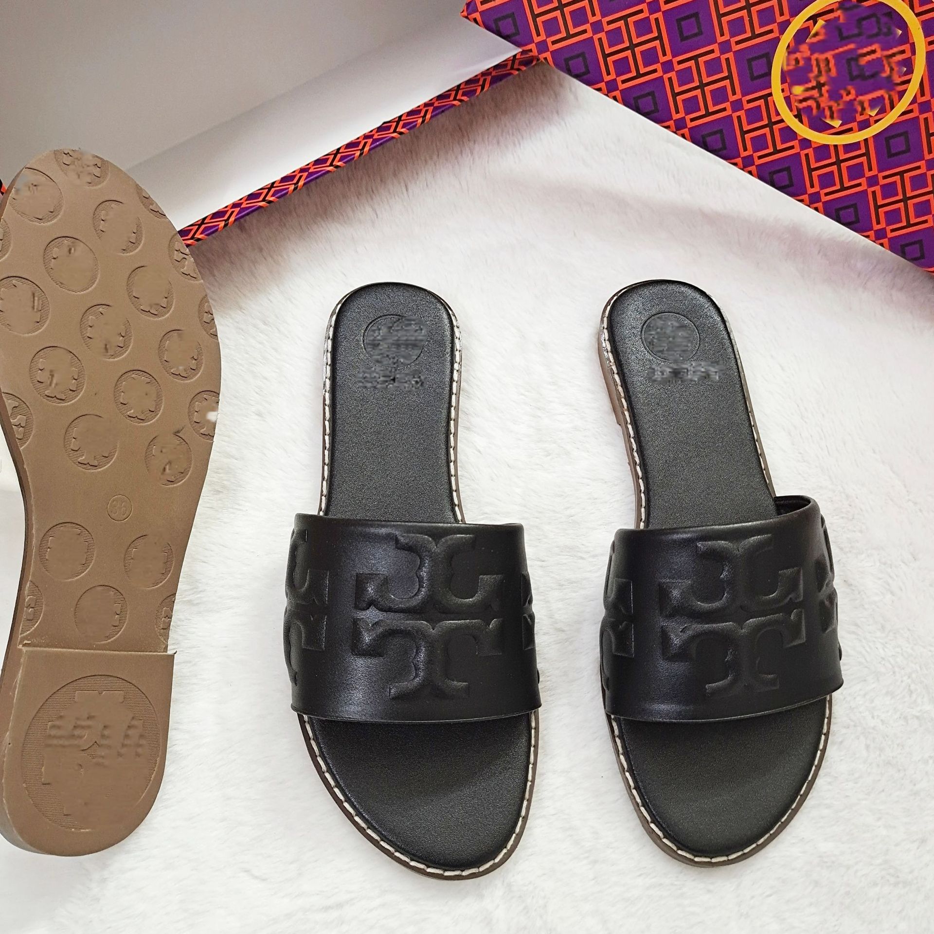 2025 Inner and Outer Full Leather Flat Flat One Word Slippers Vietnam Dubai Nigeria Guangzhou Shipping High Quality One to One