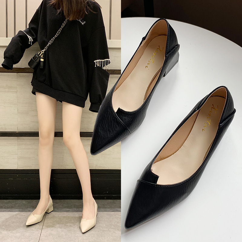 2021 Korean version thick heel shallow mouth high heels single shoes women's pointed professional work shoes black mid heeled leather shoes work shoes