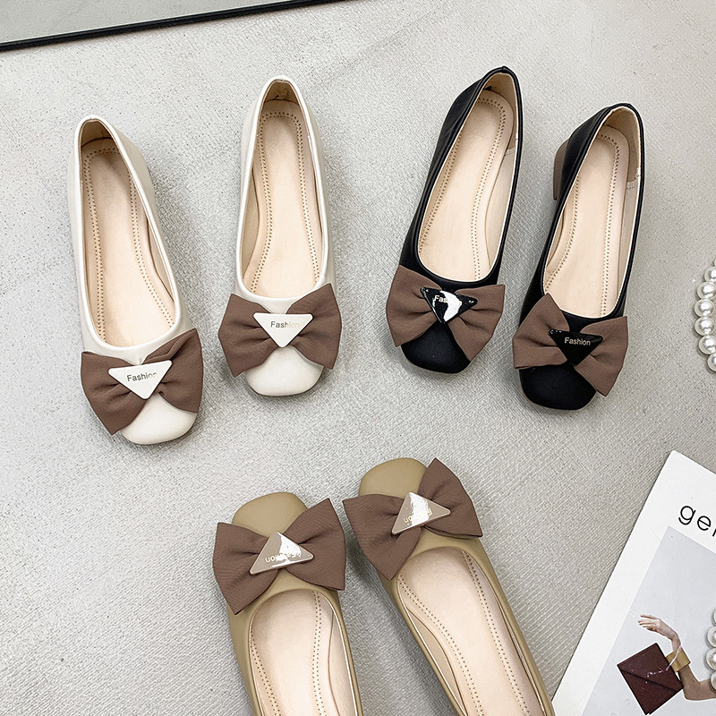 Square headed single shoe women's one foot shallow mouth women's shoes 2024 autumn new style evening and evening style French bow women's bean shoes Square headed single shoe women's one foot shallow mouth women's shoes 2024 autumn new style evening and evening style French bow women's bean shoes