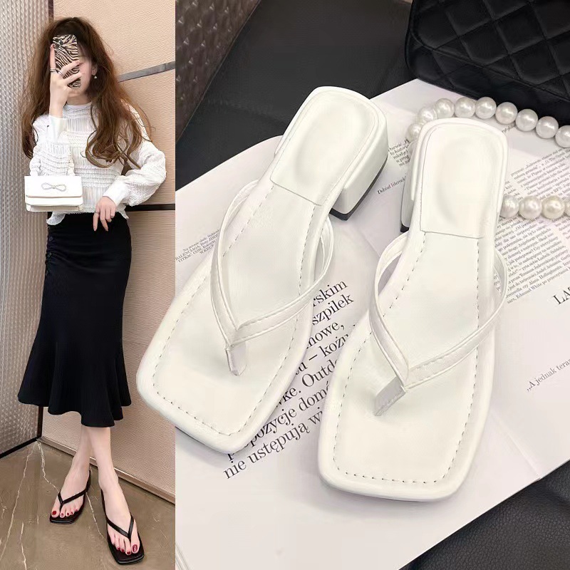 Clip toed cool slippers for women in summer 2024, fashionable outerwear, square toe, thick heel, anti slip beach flip flops for women, trendy outfit Clip toed cool slippers for women in summer 2024, fashionable outerwear, square toe, thick heel, anti slip beach flip flops for women, trendy outfit