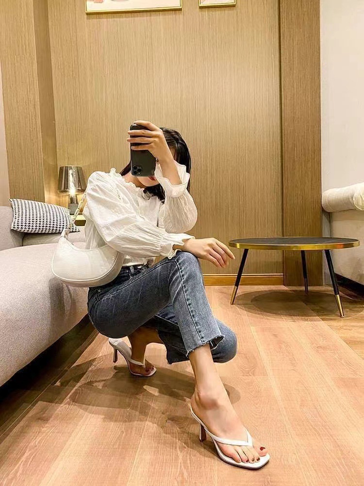 Black toe sandals, women's word slippers, high heels, slim heels, clip on feet, fashionable and versatile slippers, square toe sandals, summer slippers Black toe sandals, women's word slippers, high heels, slim heels, clip on feet, fashionable and versatile slippers, square toe sandals, summer slippers