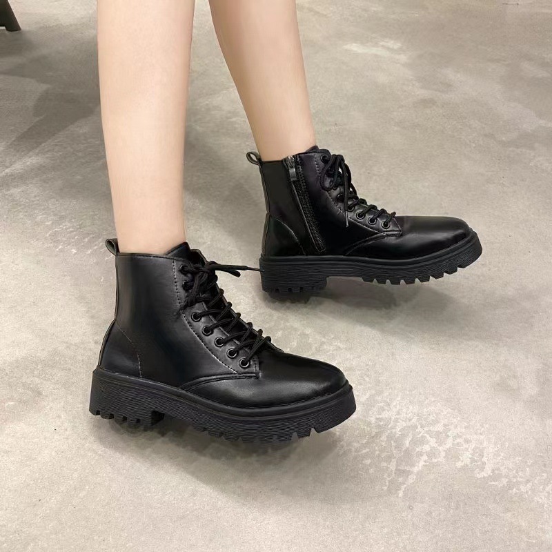 2023 Autumn New Black Handsome Martin Boots Women's Sponge Cake Thick Bottom Short Boots 2023 Autumn New Black Handsome Martin Boots Women's Sponge Cake Thick Bottom Short Boots