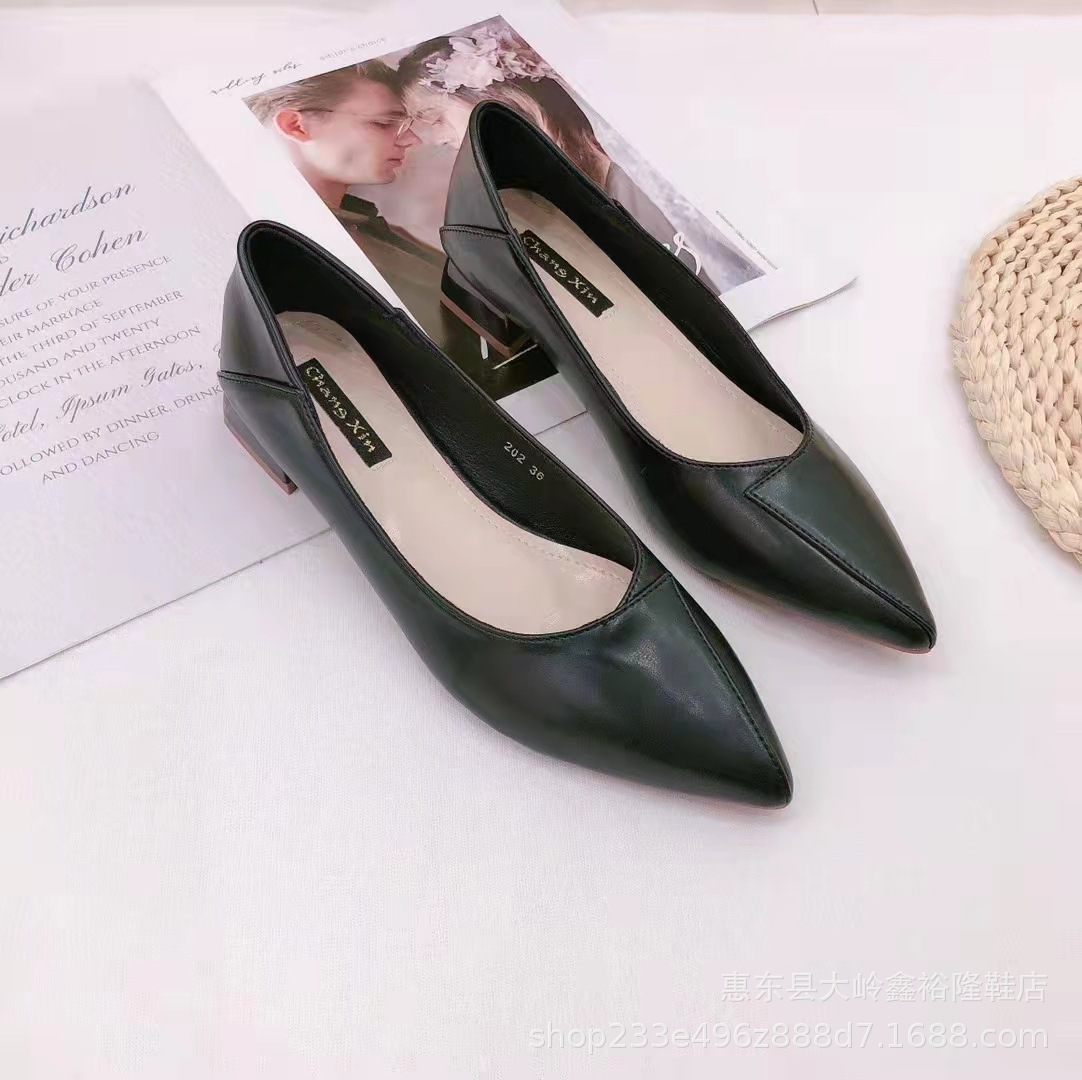 Single shoe women's 2022 spring and autumn new casual Korean version pointed shallow mouth soft leather short thick heel women's shoes Single shoe women's 2022 spring and autumn new casual Korean version pointed shallow mouth soft leather short thick heel women's shoes