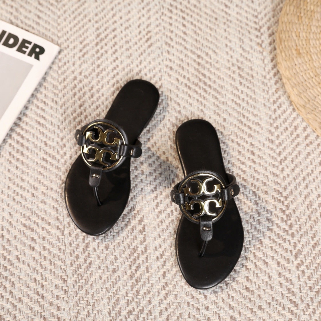 TB Slippers for Women 2025 Summer New One Word Drag Beach Leisure European and American Cross border Leather Cool Slippers