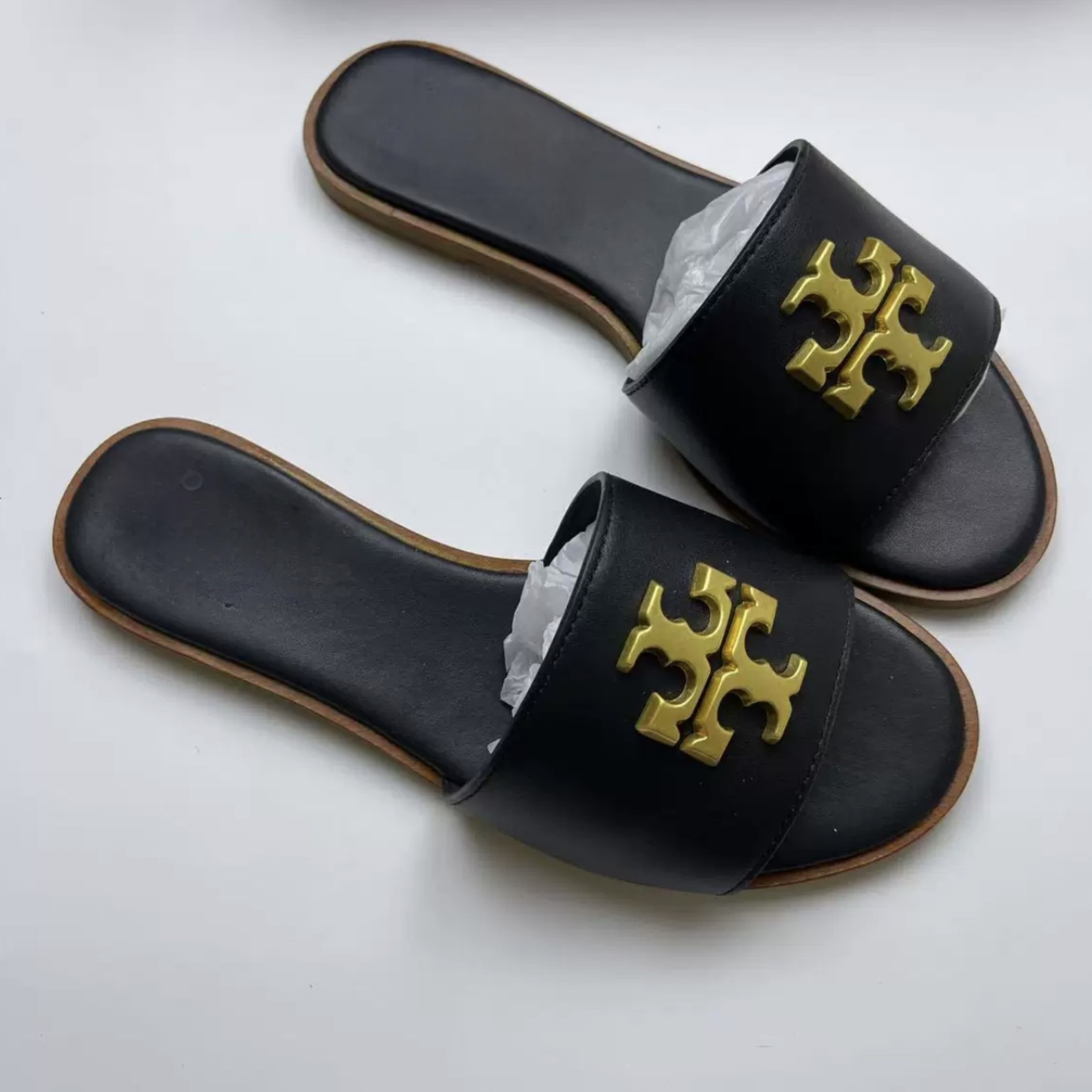 2025 Inner and Outer Full Leather Flat Flat One Word Slippers Vietnam Dubai Nigeria Guangzhou Shipping High Quality One to One