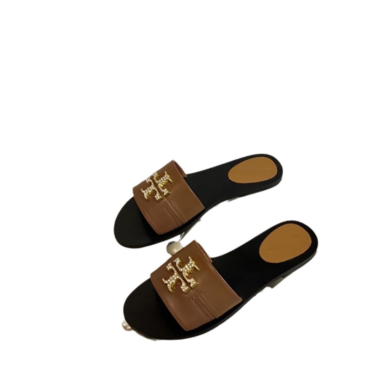 TB rhinestone women's slippers 2025 summer new casual and comfortable flat bottomed women's cool one-piece slippers TB rhinestone women's slippers 2025 summer new casual and comfortable flat bottomed women's cool one-piece slippers