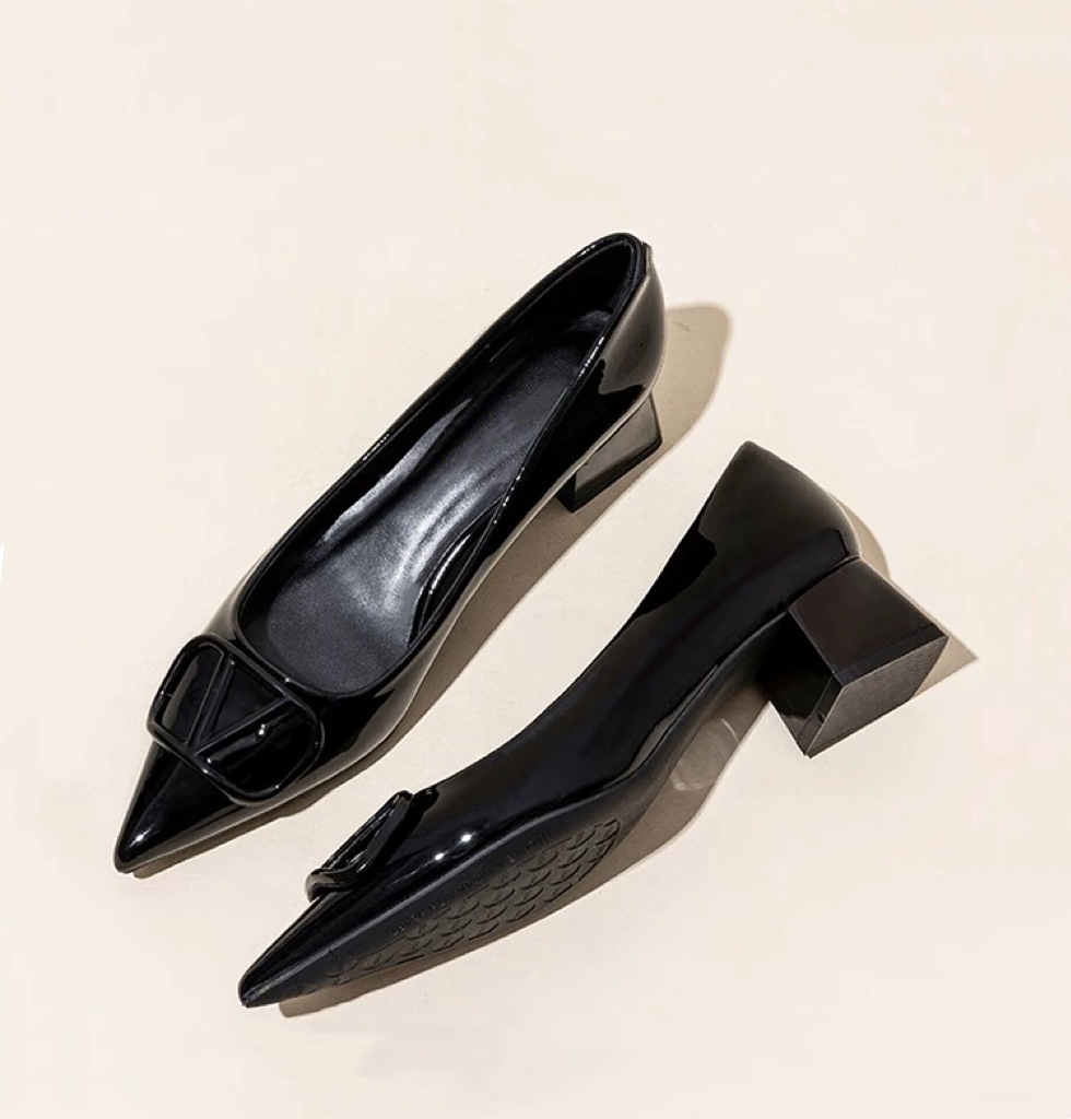 Temperament internet celebrity fashion pointed thick single order shoes for women 2024 new shallow mouth versatile and comfortable professional mid heeled high heels Temperament internet celebrity fashion pointed thick single order shoes for women 2024 new shallow mouth versatile and comfortable professional mid heeled high heels