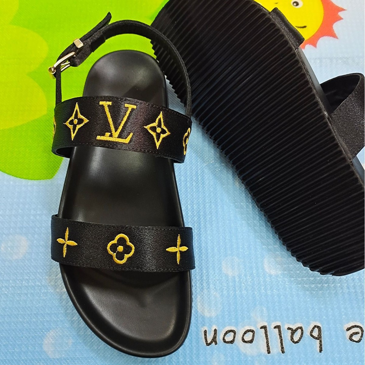 Foreign trade, cross-border, 2025 new sandals for women's casual beach shoes, flat bottomed, comfortable, non slip rubber, Roman embroidery