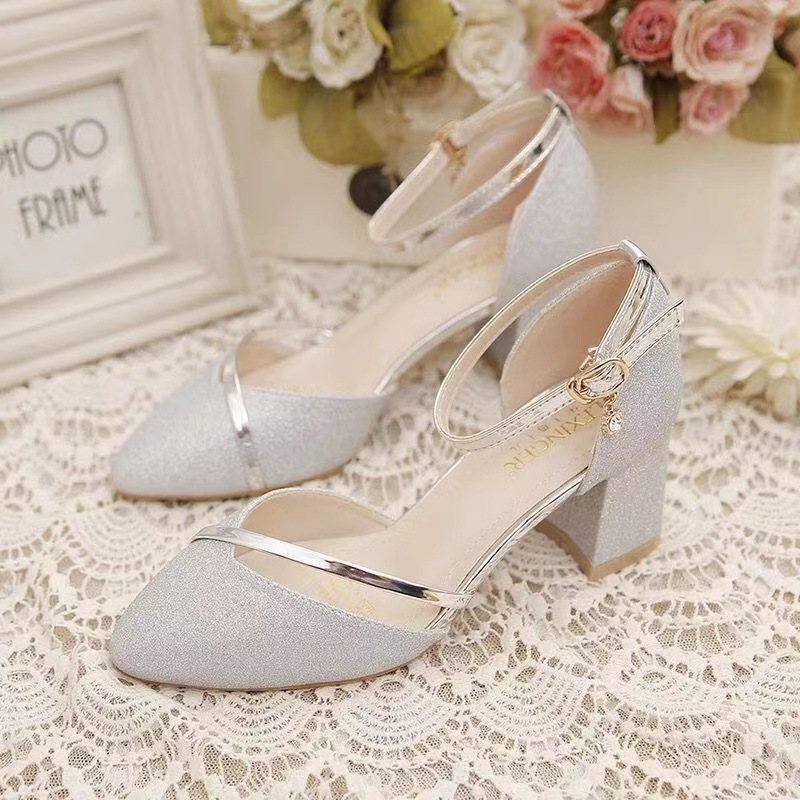 2024 Spring New One Button Baotou Sandals for Women, Korean Edition, Thick Heels, Pointed Hollow, Daily Women's Sandals 2024 Spring New One Button Baotou Sandals for Women, Korean Edition, Thick Heels, Pointed Hollow, Daily Women's Sandals