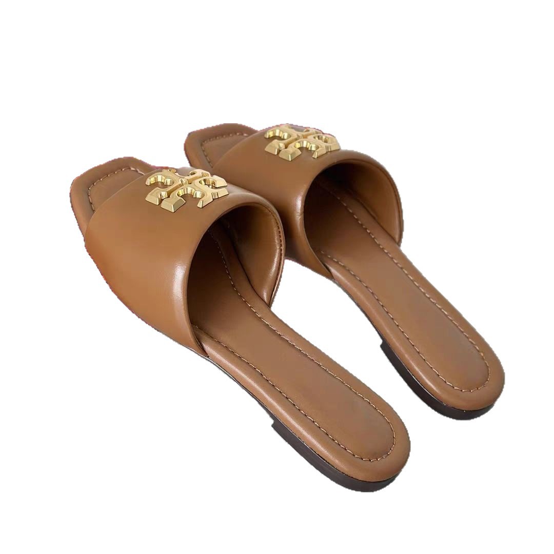 Hot selling source of foreign trade: One piece dropshipping, European and American TB flat slippers, runway show, ladies' summer outerwear, one piece mop Hot selling source of foreign trade: One piece dropshipping, European and American TB flat slippers, runway show, ladies' summer outerwear, one piece mop