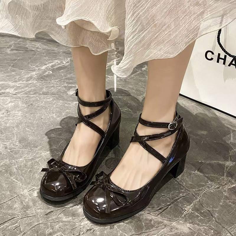 Mary Jane Coarse Heels 2024 Spring New Versatile Single Shoes Women's One Button Square Head French Retro High Heels Mary Jane Coarse Heels 2024 Spring New Versatile Single Shoes Women's One Button Square Head French Retro High Heels
