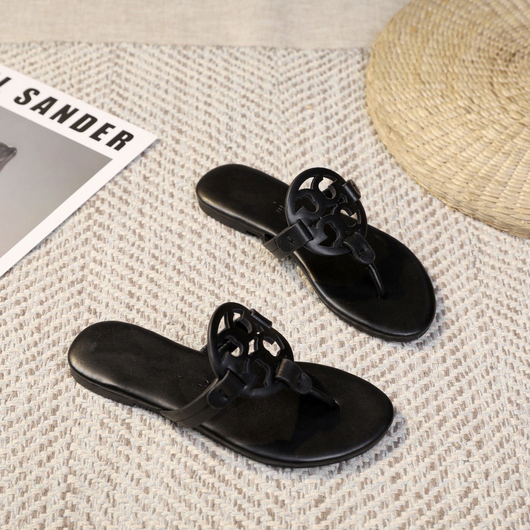 TB flip flops women's shoes new crystal jelly shoes European, American, Southeast Asian foreign trade beach wholesale cool slippers slippers TB flip flops women's shoes new crystal jelly shoes European, American, Southeast Asian foreign trade beach wholesale cool slippers slippers