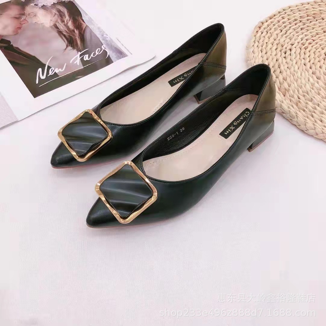 2022 New Pointed Shallow Mouth Single Shoe Square Buckle Work Shoes Fashion Coarse Heel Shoes 2022 New Pointed Shallow Mouth Single Shoe Square Buckle Work Shoes Fashion Coarse Heel Shoes