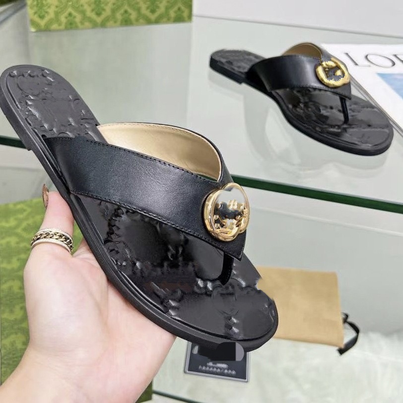 2025 new summer flip flops versatile belt buckle beach sandals for women's outdoor wear 2025 new summer flip flops versatile belt buckle beach sandals for women's outdoor wear