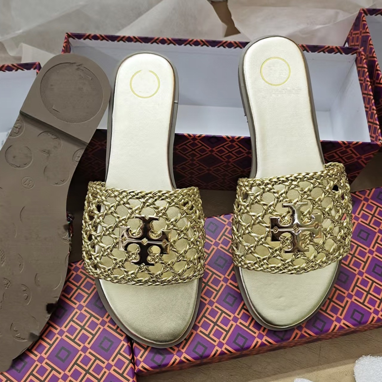 2025 Cross border Zipper Heel Slippers Summer European and American Leisure Simple Weaving Hollow Out Cool Slippers Women's Outerwear New Style 2025 Cross border Zipper Heel Slippers Summer European and American Leisure Simple Weaving Hollow Out Cool Slippers Women's Outerwear New Style