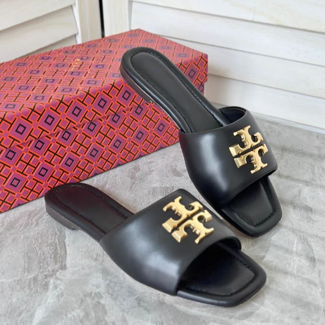 Hot selling source of foreign trade: One piece dropshipping, European and American TB flat slippers, runway show, ladies' summer outerwear, one piece mop Hot selling source of foreign trade: One piece dropshipping, European and American TB flat slippers, runway show, ladies' summer outerwear, one piece mop