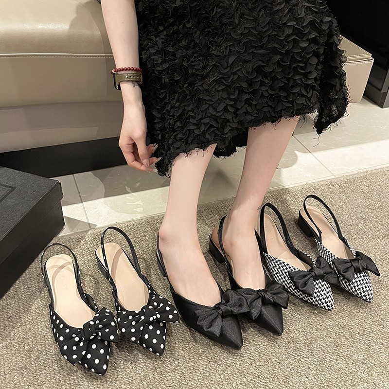 French style empty single shoes for women, flat bottomed summer new style, fashionable and versatile, internet famous Qianniao grid half toe sandals