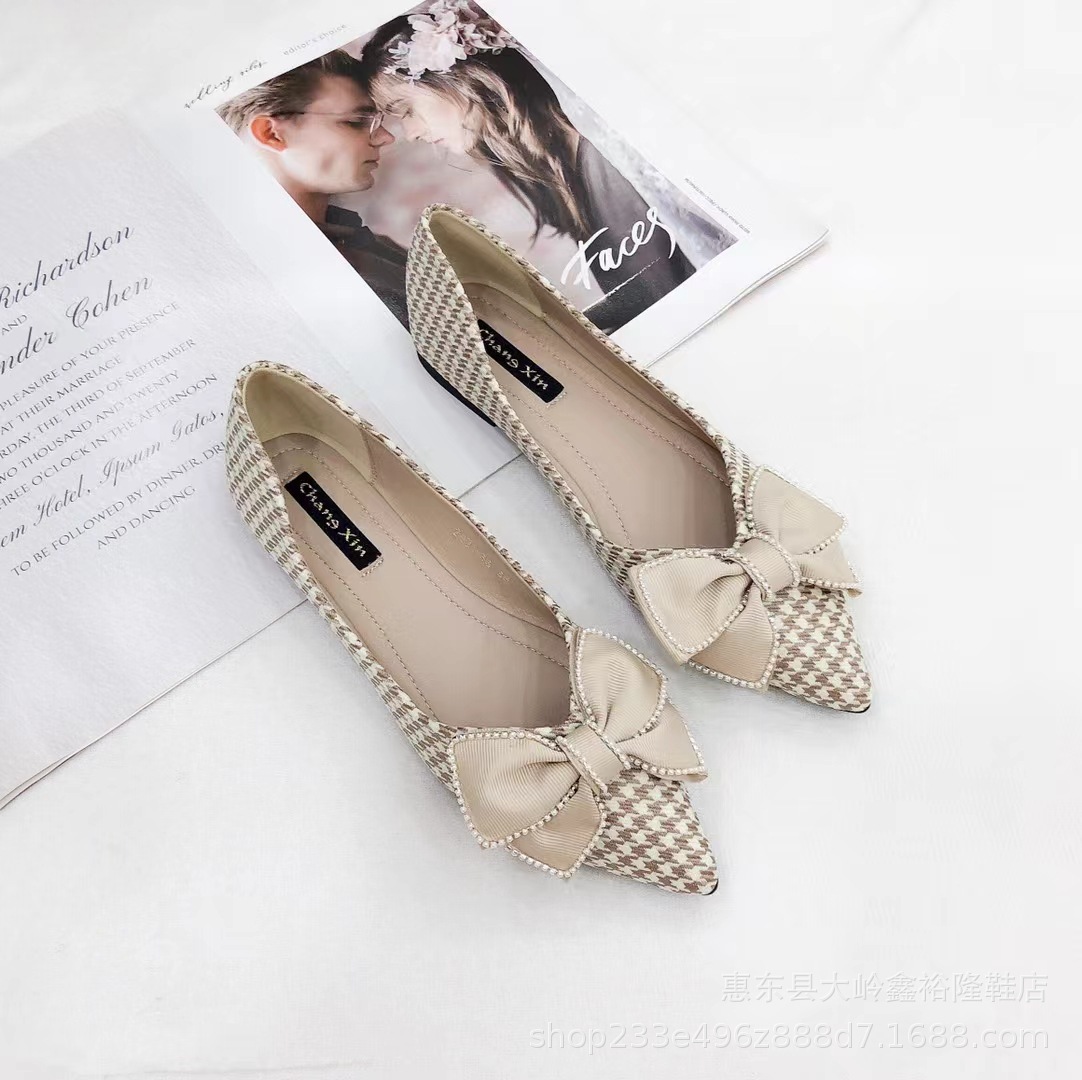 2022 Autumn Korean version fairy bow shallow mouth soft leather pointed single shoes women's flat shoes 2022 Autumn Korean version fairy bow shallow mouth soft leather pointed single shoes women's flat shoes
