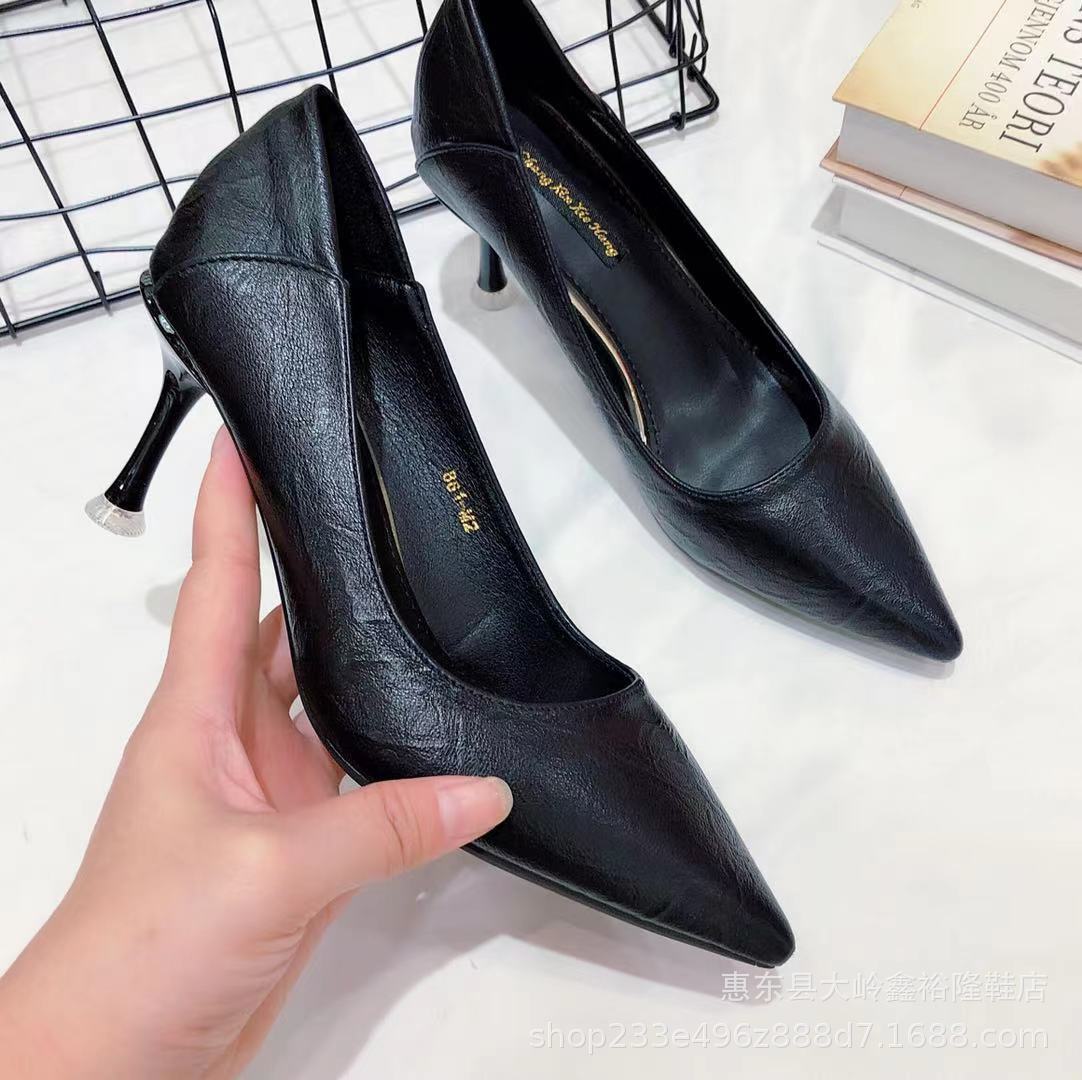 Women's summer and autumn new versatile black sexy single shoes with slim pointed toes and thin heels Women's summer and autumn new versatile black sexy single shoes with slim pointed toes and thin heels