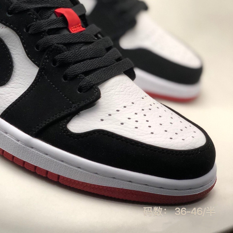 High version pure original AJ1 low cut men's shoes, blue and white inverted hook dunk panda SB black and white board shoes basketball shoes High version pure original AJ1 low cut men's shoes, blue and white inverted hook dunk panda SB black and white board shoes basketball shoes