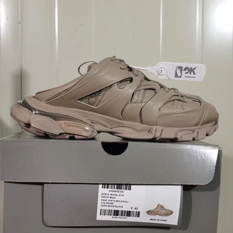 Wholesale Paris Half Dragged Dad Shoes Women's Thick Bottom Increased Breathability Sports and Leisure Baotou Cool Drags Wholesale Paris Half Dragged Dad Shoes Women's Thick Bottom Increased Breathability Sports and Leisure Baotou Cool Drags