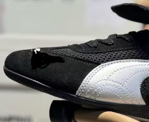 Non slip and wear-resistant support for side stepping casual shoes Non slip and wear-resistant support for side stepping casual shoes