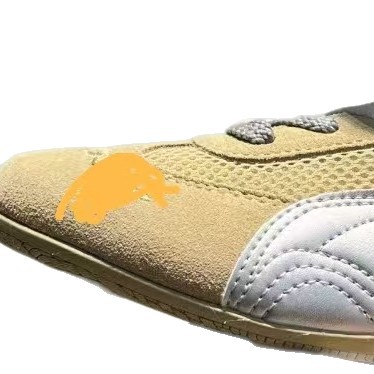 Non slip and wear-resistant support for side stepping casual shoes Non slip and wear-resistant support for side stepping casual shoes