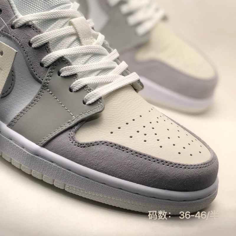 High version pure original AJ1 low cut men's shoes, blue and white inverted hook dunk panda SB black and white board shoes basketball shoes High version pure original AJ1 low cut men's shoes, blue and white inverted hook dunk panda SB black and white board shoes basketball shoes