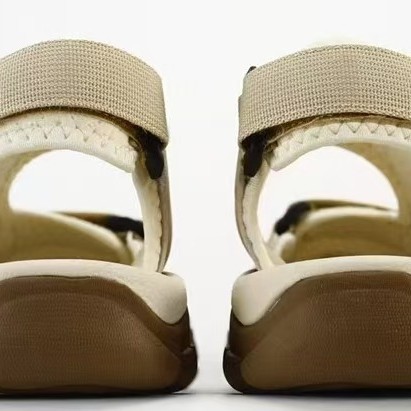 Summer outdoor wear new beach sandals, slippers, outdoor men's leather sandals, water shoes, off-road series Summer outdoor wear new beach sandals, slippers, outdoor men's leather sandals, water shoes, off-road series