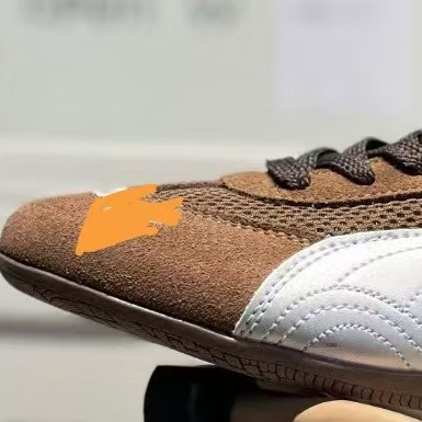 Non slip and wear-resistant support for side stepping casual shoes Non slip and wear-resistant support for side stepping casual shoes