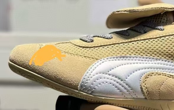 Non slip and wear-resistant support for side stepping casual shoes Non slip and wear-resistant support for side stepping casual shoes