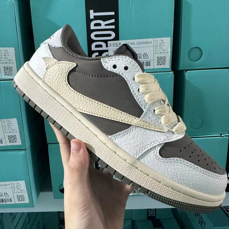 Durable official Putian AJ1 low cut inverted hook white brown white blue blackboard shoes Qiao 1 men's and women's shoes casual dunk sb sports