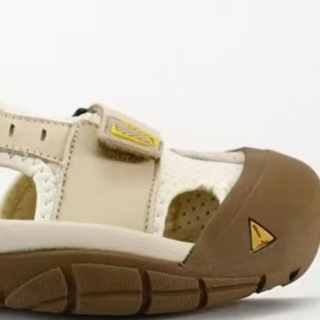 Summer outdoor wear new beach sandals, slippers, outdoor men's leather sandals, water shoes, off-road series Summer outdoor wear new beach sandals, slippers, outdoor men's leather sandals, water shoes, off-road series