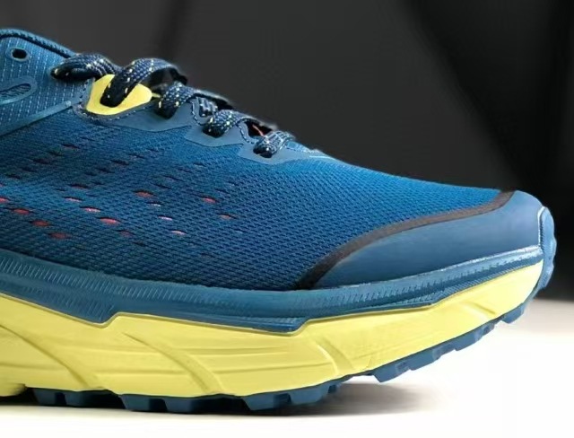 6th generation functional lightweight cushioning mesh * * off-road men's and women's running shoes 6th generation functional lightweight cushioning mesh * * off-road men's and women's running shoes