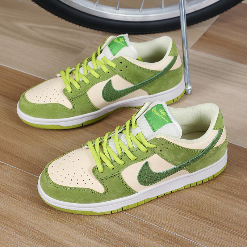 Dunk Green Apple Low cut SB Practical Basketball Shoes Outdoor Men's and Women's Casual Sports Running Shoes Putian Shoes Dunk Green Apple Low cut SB Practical Basketball Shoes Outdoor Men's and Women's Casual Sports Running Shoes Putian Shoes