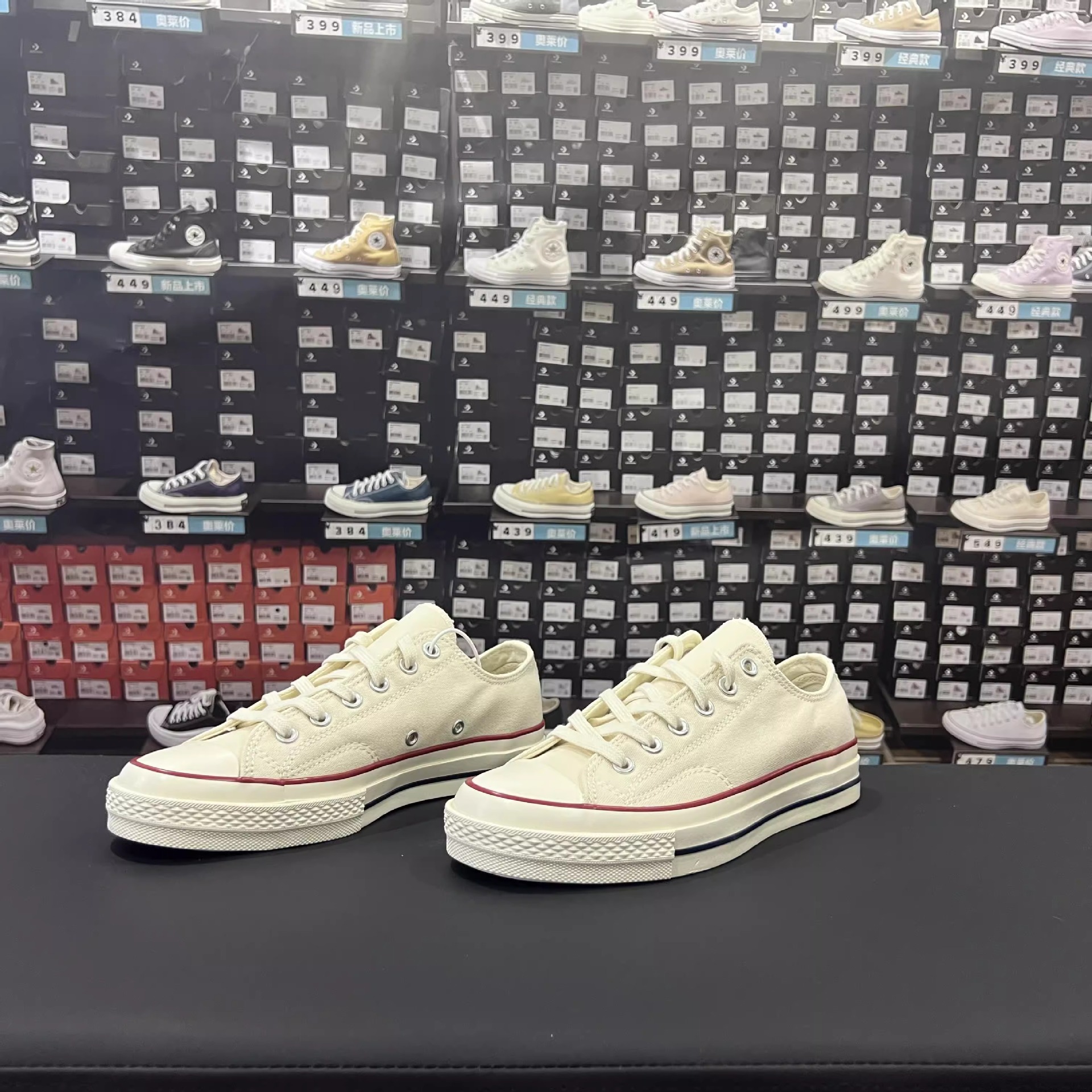 Mickey Converse 1970s couple canvas shoes for women, high top star, classic low top retro sports and casual board shoes for men