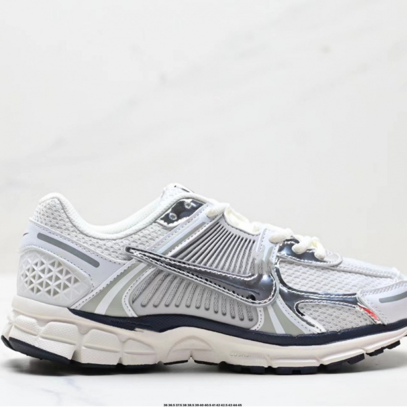 Pure original classic high version Zoom Vomero 5 white running shoes, casual breathable men's and women's sports shoes Pure original classic high version Zoom Vomero 5 white running shoes, casual breathable men's and women's sports shoes