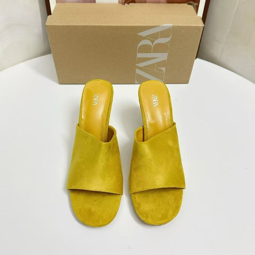 2025 Spring and Summer New Fashionable, Versatile, and Sexy European and American Style Leather Slope Heel with a Square Head High Heel Slippers