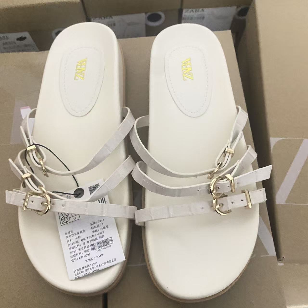 ZA2025 new summer genuine leather one-piece slippers with belt buckle, flat bottomed open toe casual and comfortable beach sandals